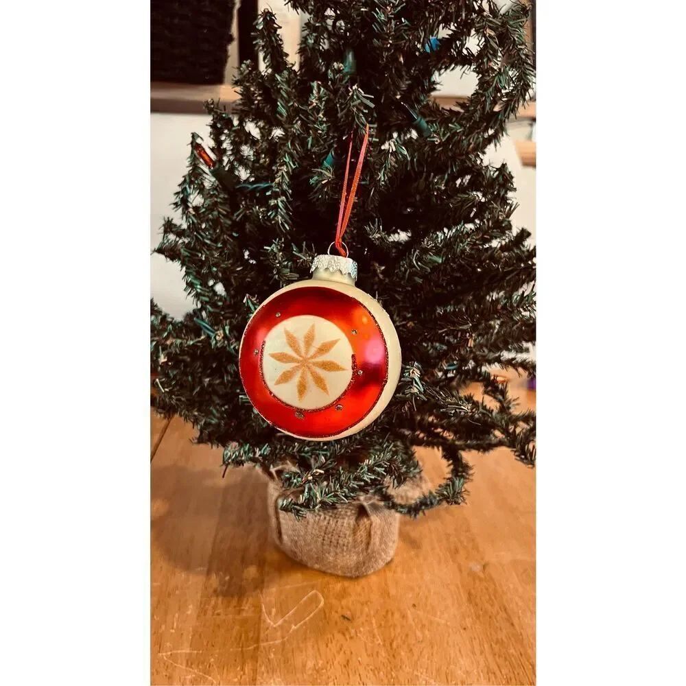 Vintage Christmas Ornament Flower Motifs On Red
